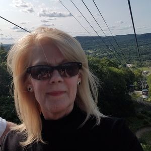 Meet your Posher, Shari